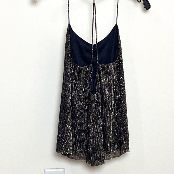 Express Halter Top - Picture 2 of 2